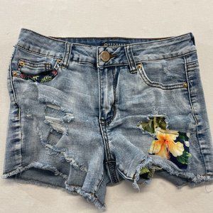 BoomBoom Cut Off Denim Shorts Women's Size 5 Ripped Patched Low Rise Stretch